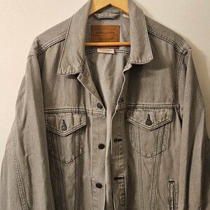 Levis Vintage Fit Denim Jacket - Light Gray, XL